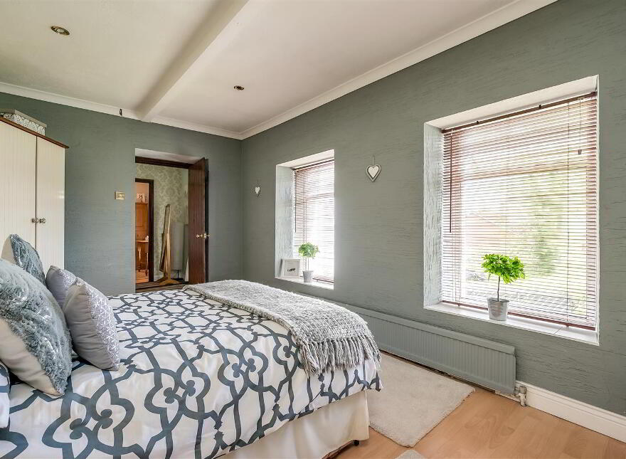 122 Hydepark Road, Newtownabbey, BT36 4PZ