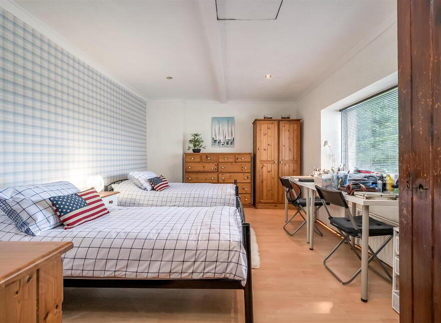 122 Hydepark Road, Newtownabbey, BT36 4PZ