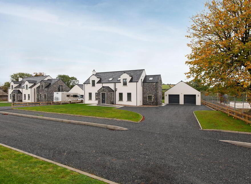 3 Willow Lane, Magheraknock Road, Ballynahinch, BT24 8TJ photo