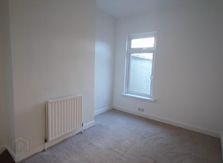 7 Holm Terrace, Dromore, BT25 1HN