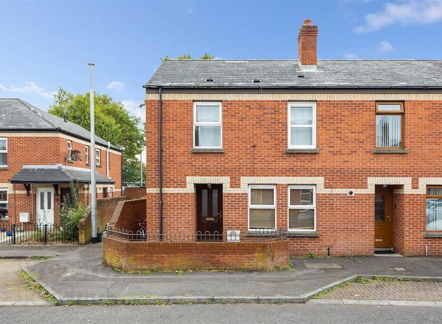 13 Parkmore Street, Belfast, BT7 2GT photo