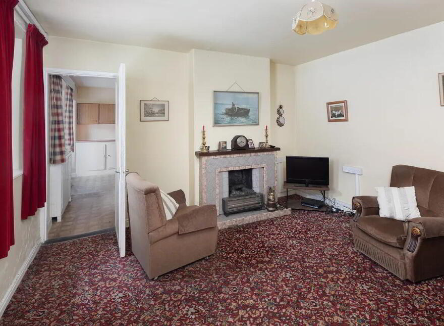 54 Main Street, Midleton, P25P268