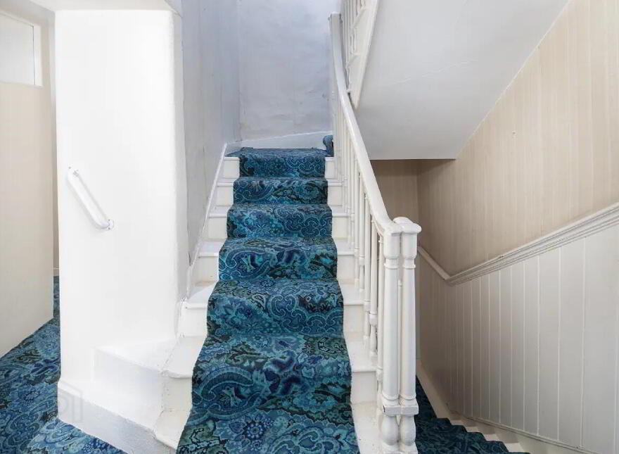 54 Main Street, Midleton, P25P268
