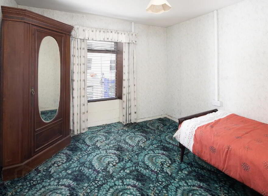 54 Main Street, Midleton, P25P268