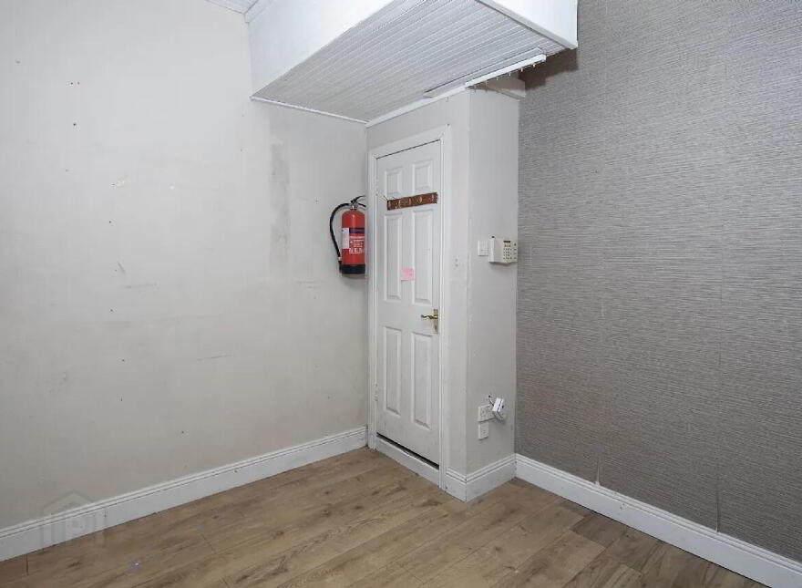54 Main Street, Midleton, P25P268