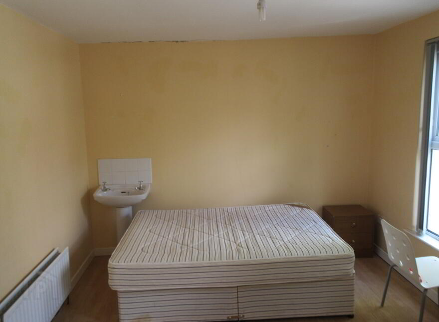 Great Student House, 121 University Avenue, Queens Quarter, Belfast, BT7 1GX
