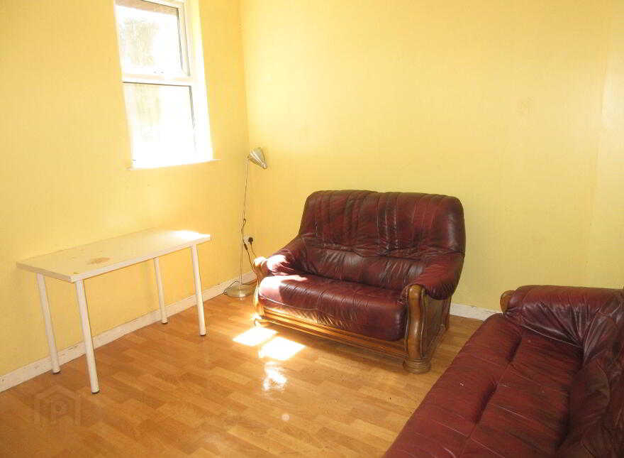 Great Student House, 121 University Avenue, Queens Quarter, Belfast, BT7 1GX