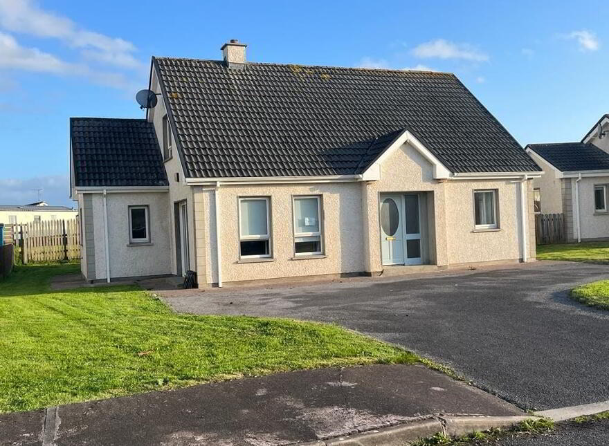 11 Strand View, Rossnowlagh, F94XV44 photo