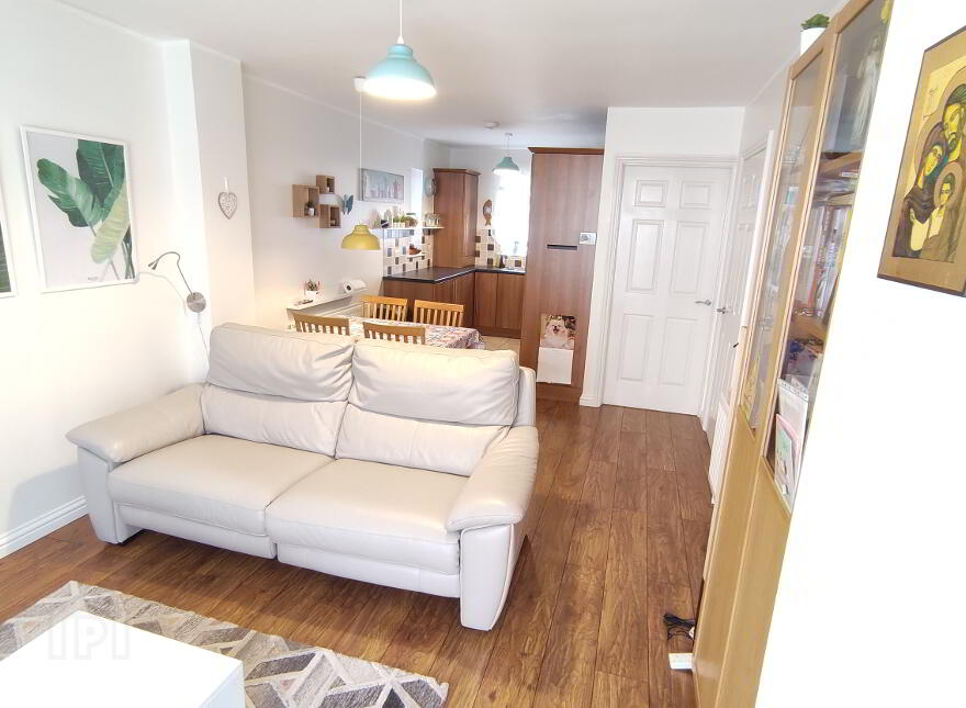 55 Bay Rd Manor, Larne, BT40 1FG
