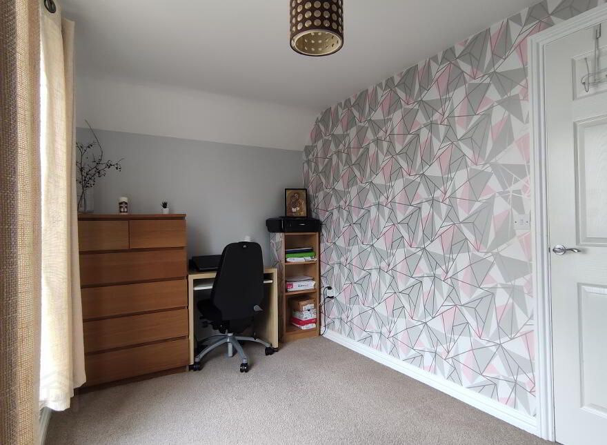 55 Bay Rd Manor, Larne, BT40 1FG