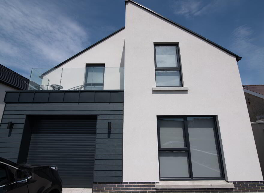 11 Queenora Avenue, Portstewart, BT55 7TW
