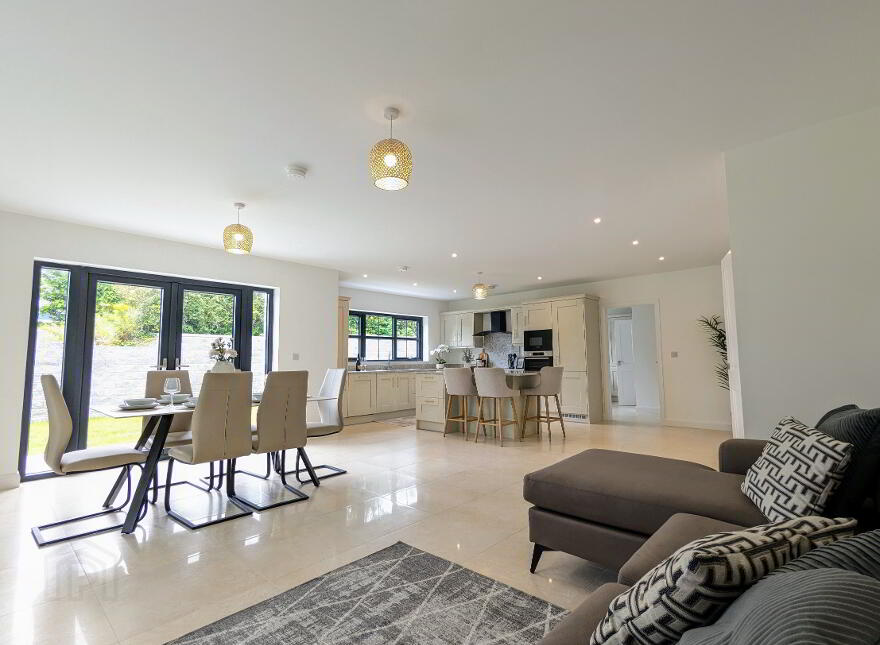 The Croob Special, Iveagh Hall, Tollymore Road, Newcastle, BT33 0FU