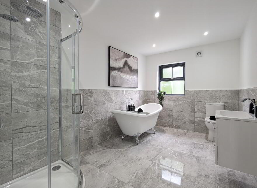 The Croob Special, Iveagh Hall, Tollymore Road, Newcastle, BT33 0FU