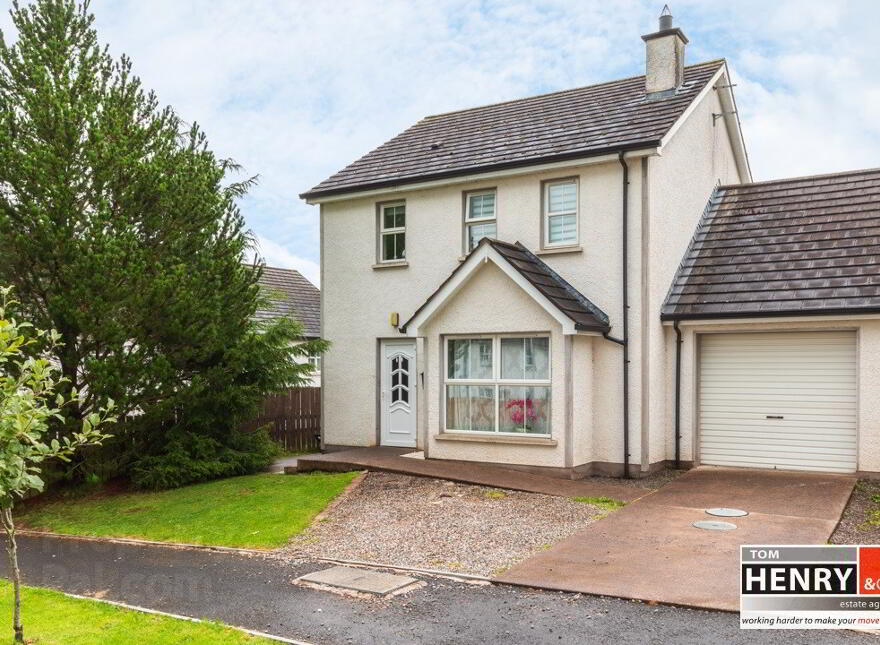 31 Aghaloo Close, Aughnacloy, Dungannon, BT69 6BG photo