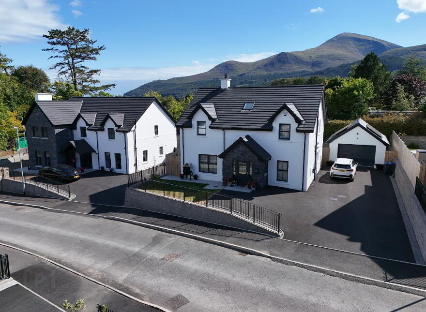 The Burren, Iveagh Hall, Tollymore Road, Newcastle, BT33 0FU