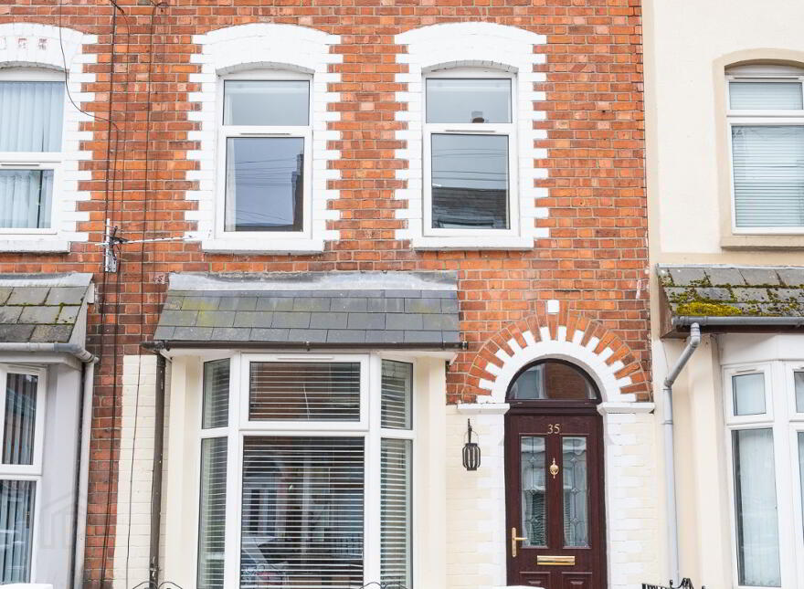 NON-HMO, 35 Farnham Street, Belfast, BT7 2FL photo