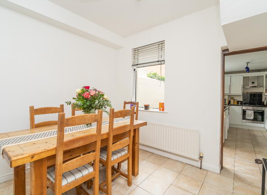 NON-HMO, 35 Farnham Street, Belfast, BT7 2FL