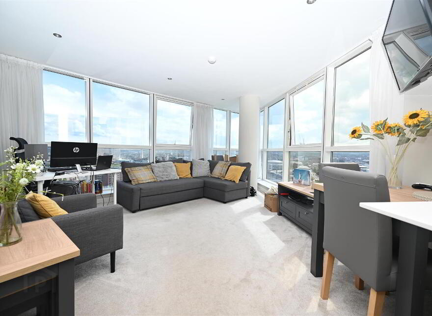 17.5 Obel Tower, 62 Donegall Quay, Belfast, BT1 3NJ