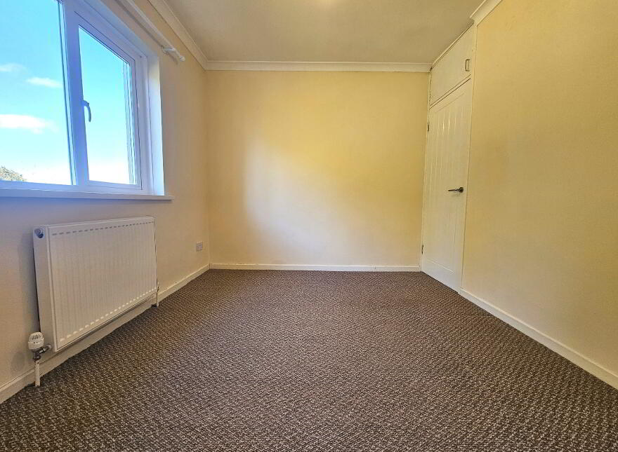 9 Huguenot Drive, Lisburn, BT27 4UH
