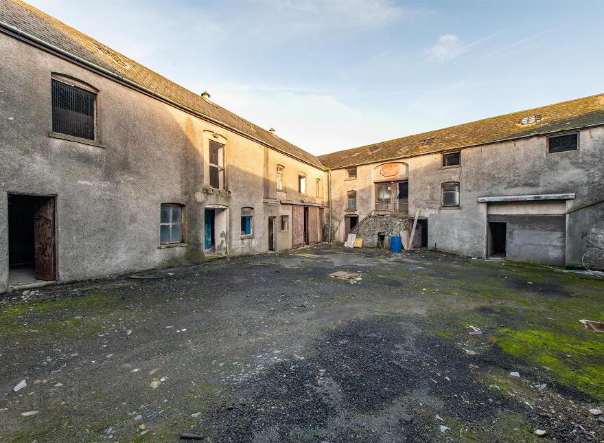 18 High Street, Ballynahinch, BT24 8AB