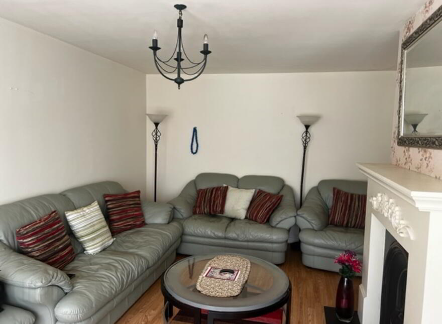 18 Laurel Grove, Lisburn, BT28 3EW