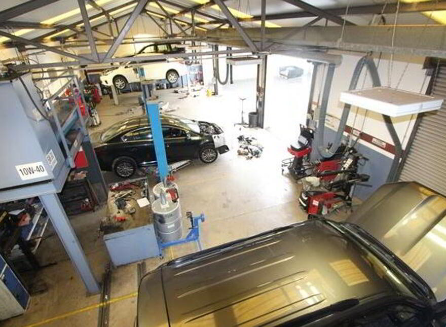 Marrons Garage, Monaghan Road, Castleblayney, Monaghan, A75AD85