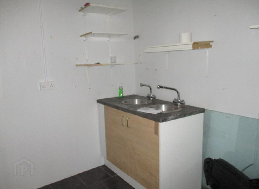 172a Main Street, Lisnaskea, BT92 0JE