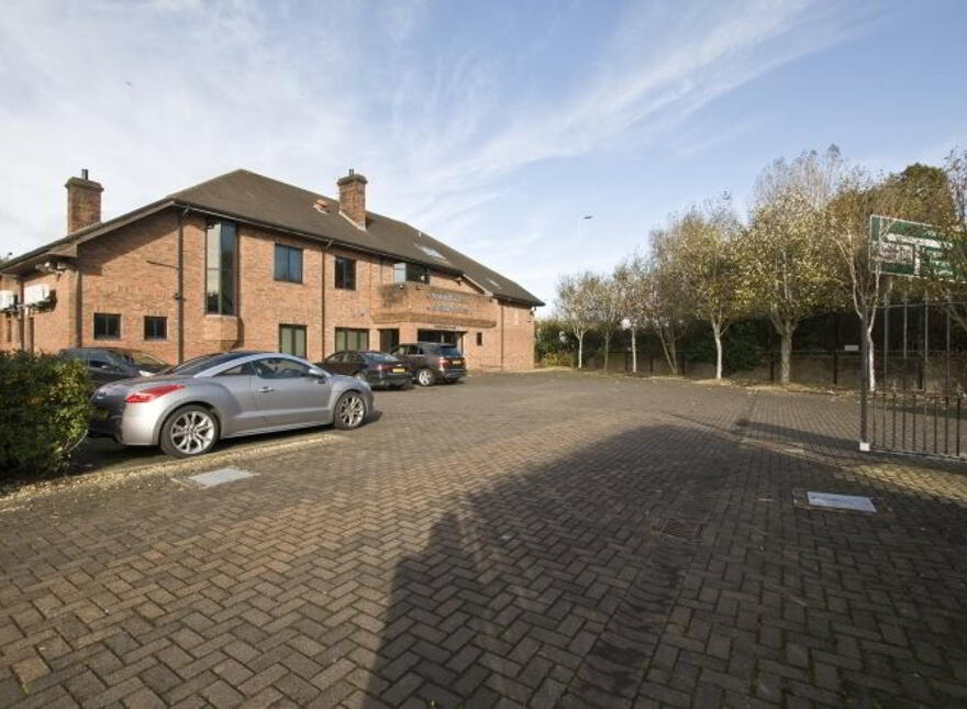 429 Holywood Road, Belfast, BT4 2LN