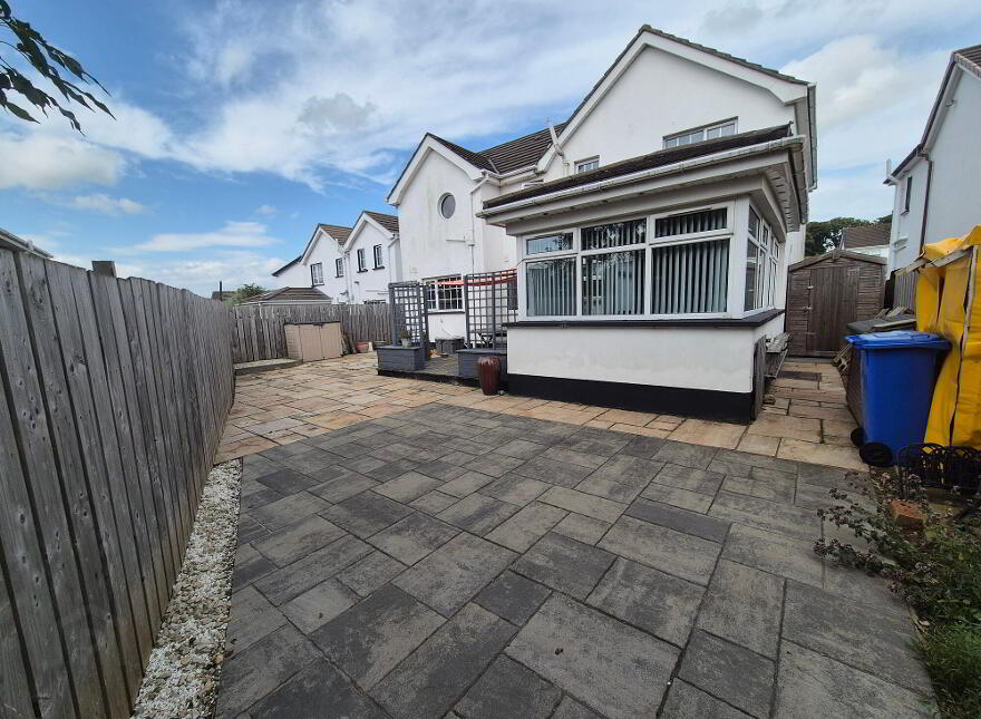 32 Smeaton Park, Moira, BT67 0NF