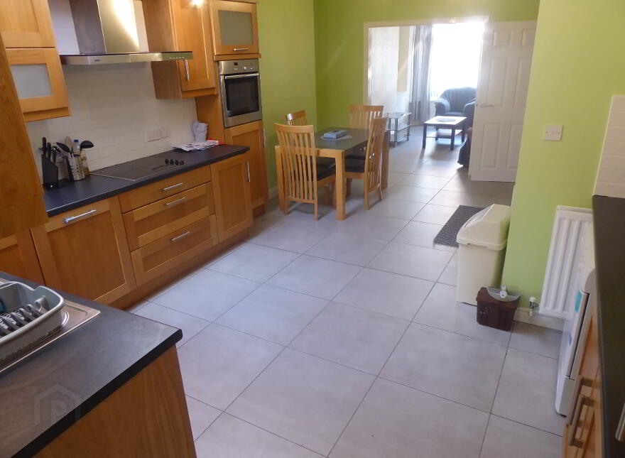 27 Rushfield Avenue, Ormeau Road, Belfast, BT7 3FP