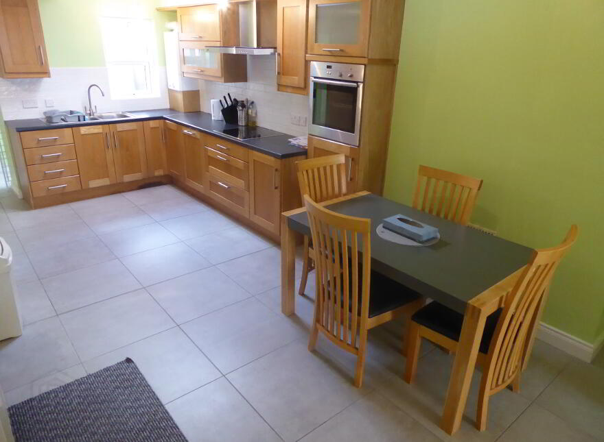 27 Rushfield Avenue, Ormeau Road, Belfast, BT7 3FP