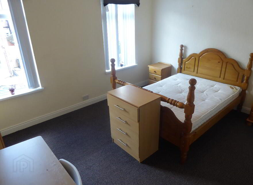 27 Rushfield Avenue, Ormeau Road, Belfast, BT7 3FP