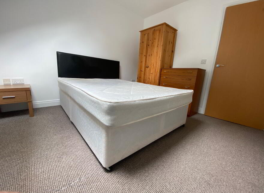 92 Birchill Meadows, Antrim, BT41 2TY