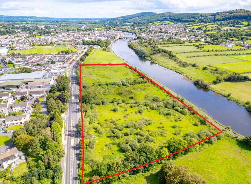 10.57 Acres At, Clonmel Road, Carrick-On-Suir, A00B000 photo