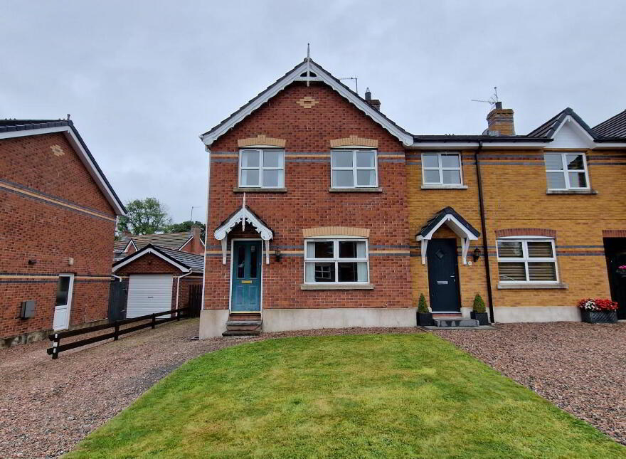 6 Beresford Hill, Dromore, BT25 1HQ photo