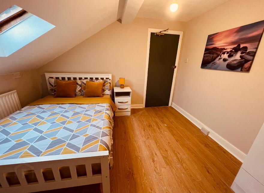 Camden Street, Room 5, & R6 All Bills Included, Belfast, BT9 6AU