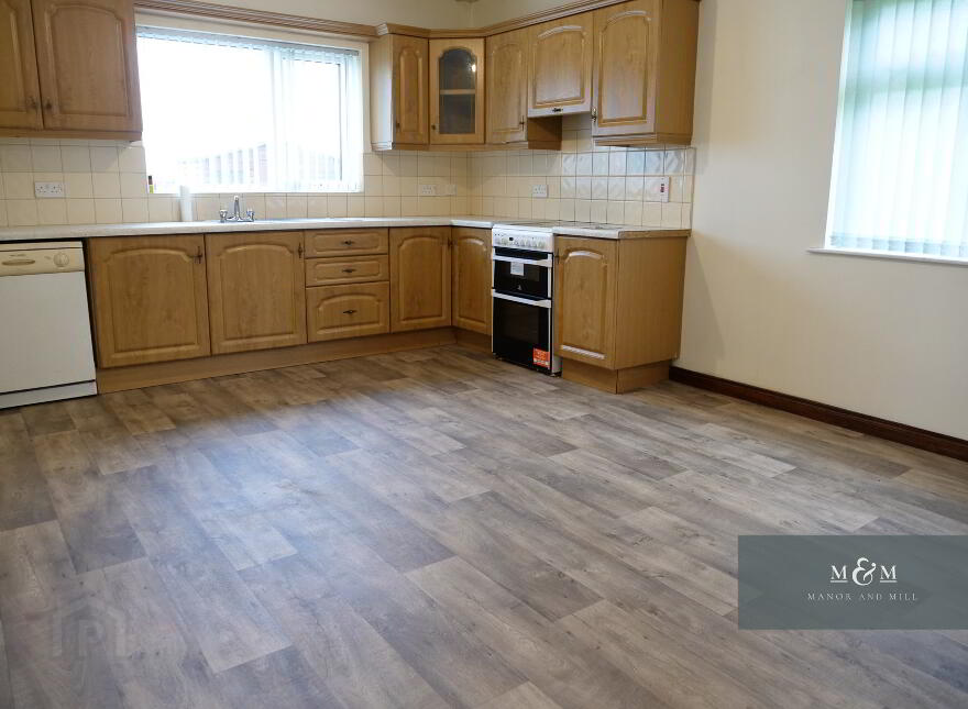 46 Tullygeasy Road, Newtownhamilton, BT35 0EP