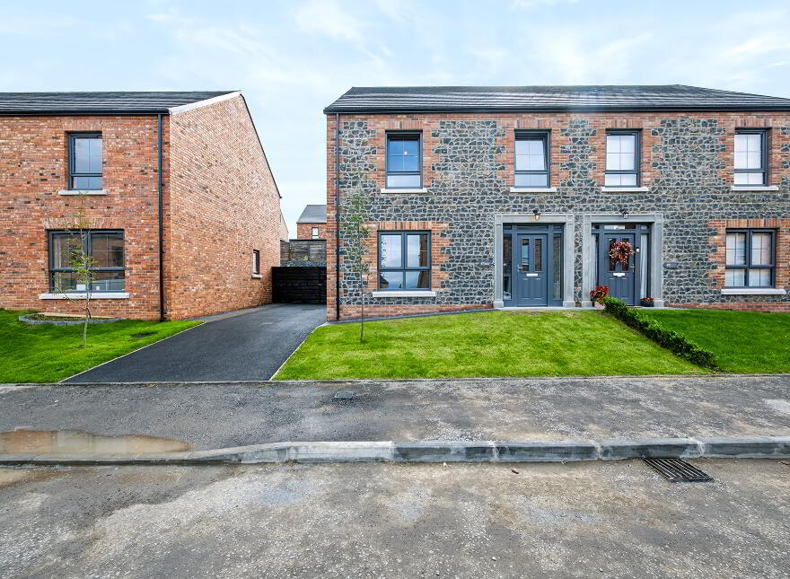 The Culmore, Laurelmount Meadows, Kilvergan Road, Derrymacash, Lurgan, BT66 6LF