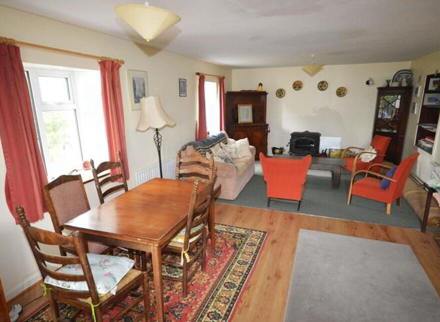 Station Road, Glenties, F94K2W6