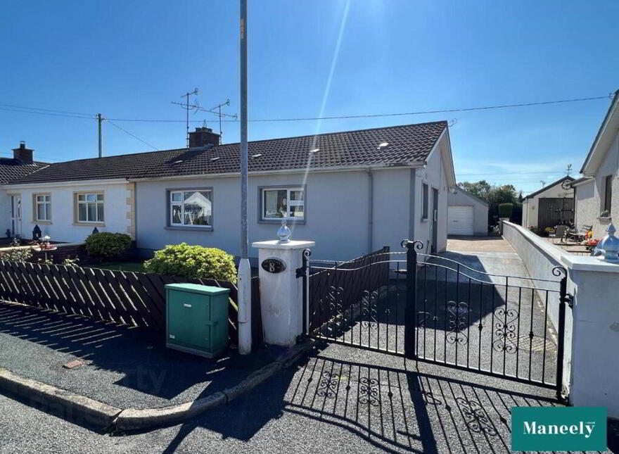 8 Sheers Place, Cabragh, Dungannon, BT70 1TQ photo
