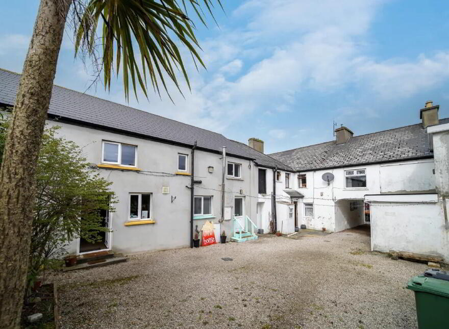Main Street, Dunfanaghy, F92F2N5