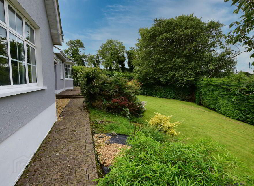 27 Saul Brae, Downpatrick, BT30 6PE