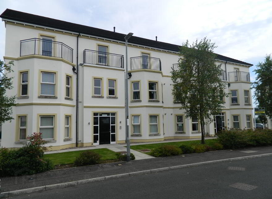 19 Corran Mews, Larne, BT40 1FH