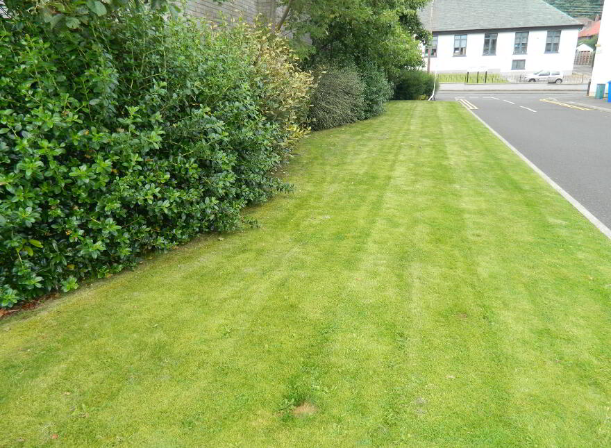 19 Corran Mews, Larne, BT40 1FH