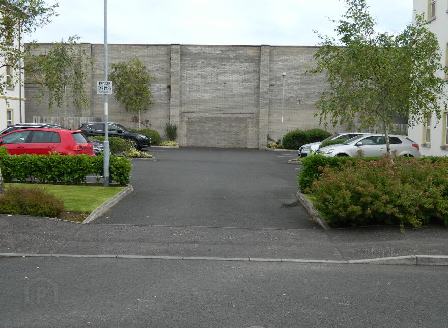 19 Corran Mews, Larne, BT40 1FH