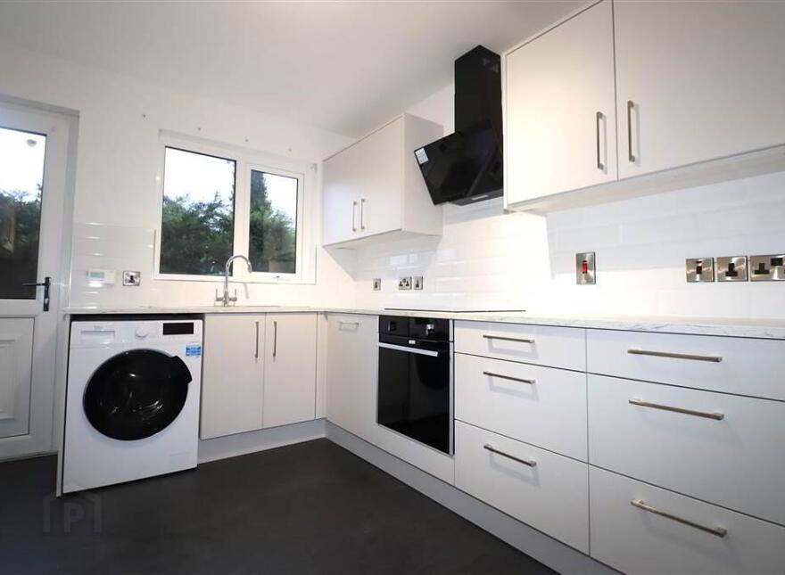 4 The Beeches, Lower Ballinderry, Antrim, BT28 2RJ