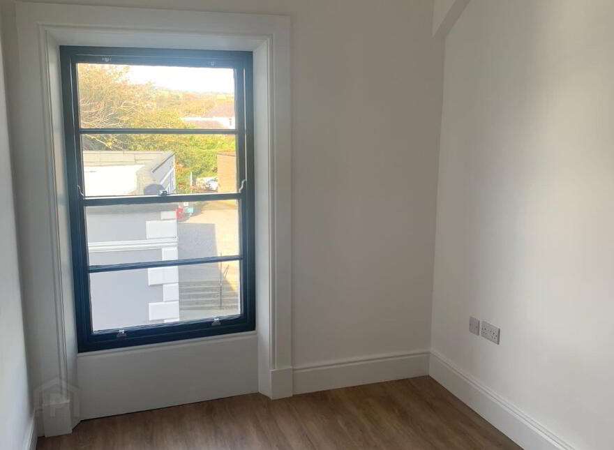 Unit 2, 2 West Street, Carrickfergus, BT38 7AR
