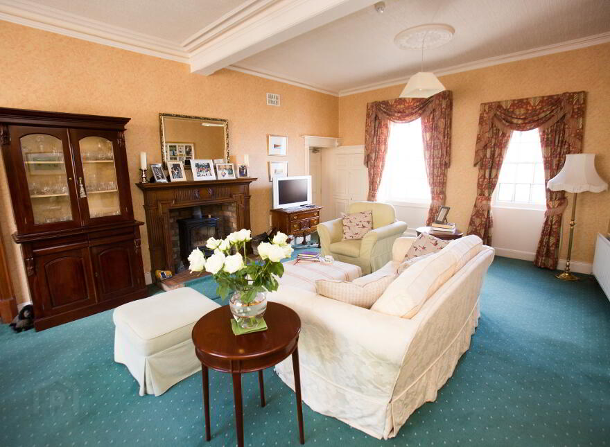 Dufferin Coaching Inn, High Street, Killyleagh, BT30 9QF