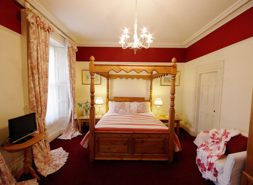 Dufferin Coaching Inn, High Street, Killyleagh, BT30 9QF