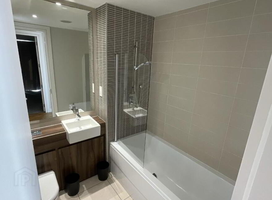 Unit 5.20, The Arc, Queens Road, Belfast, BT3 9FE